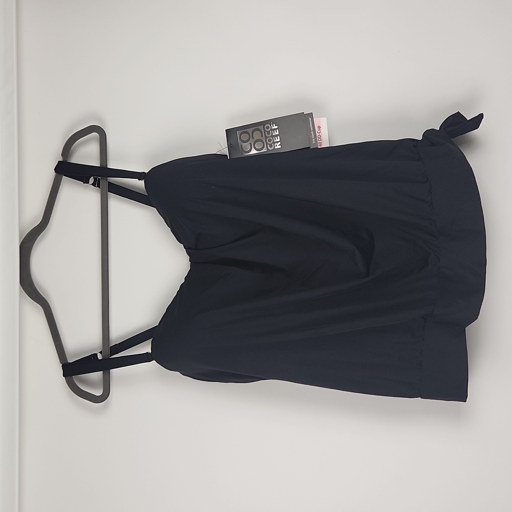 NWT COCO REED 40 DD black swim top